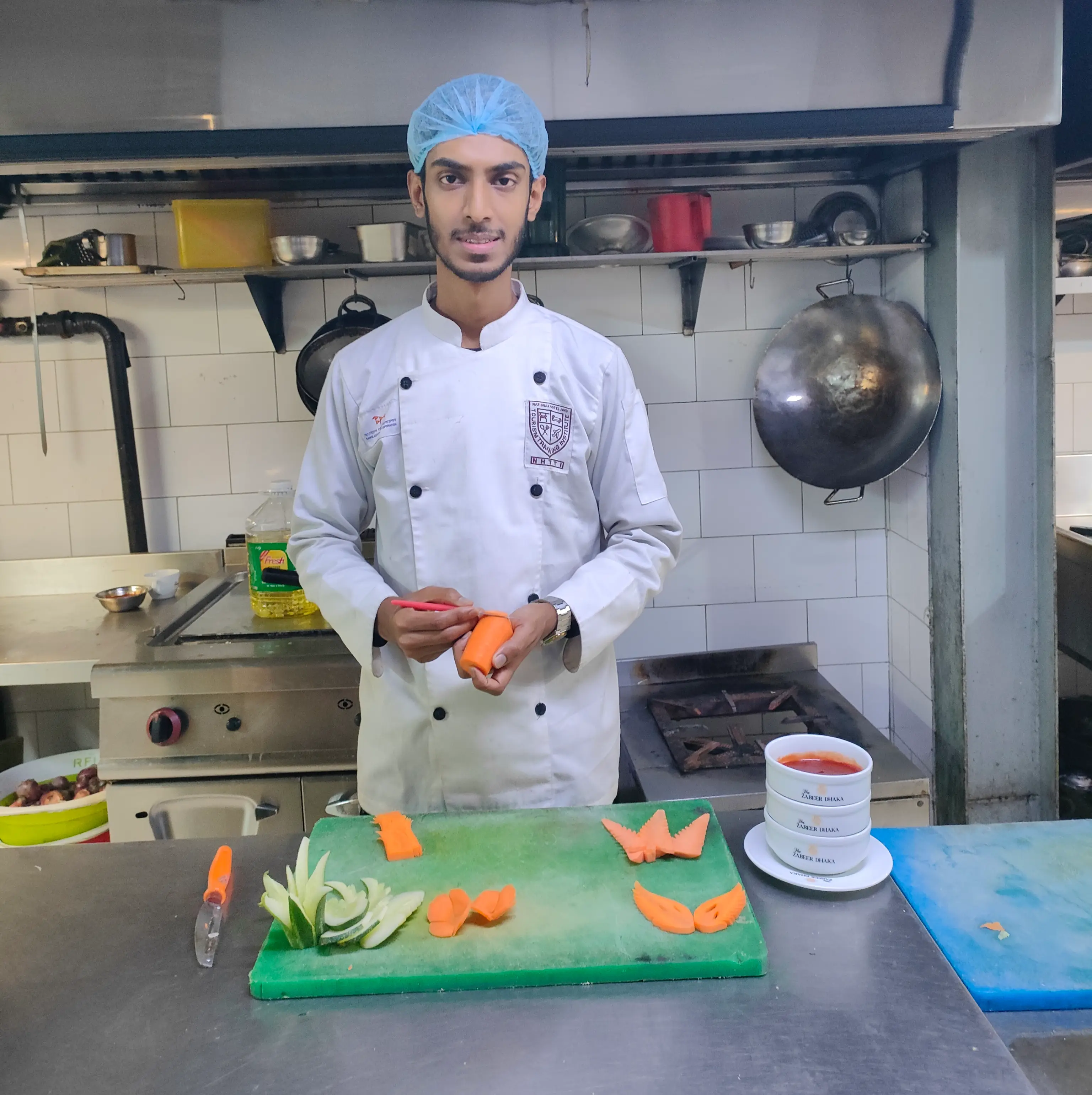 Precision carving Cuts