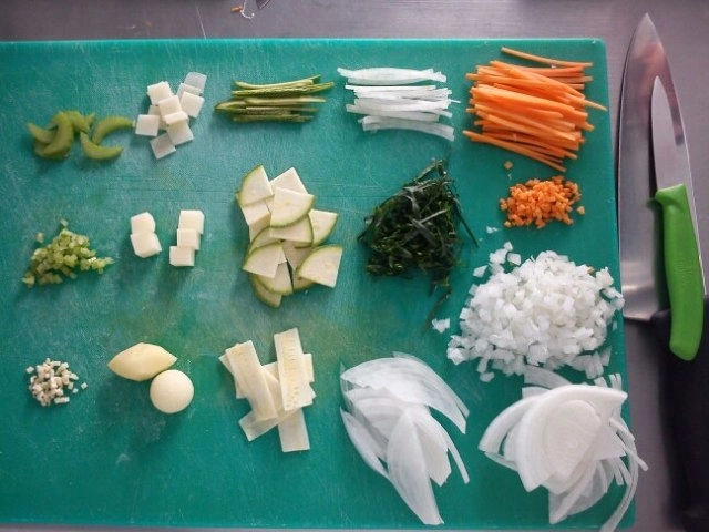 Precision Knife Cuts